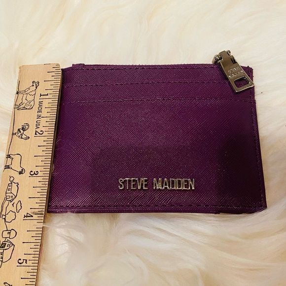 Steven Madden - Picture 2 of 3